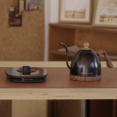 Ấm điện cổ ngỗng  pour over dung tích 600ml, màng hình chỉnh cám ứng,chức năng giư nhiệt,tự ngắt khi đun sôi và cạn nước