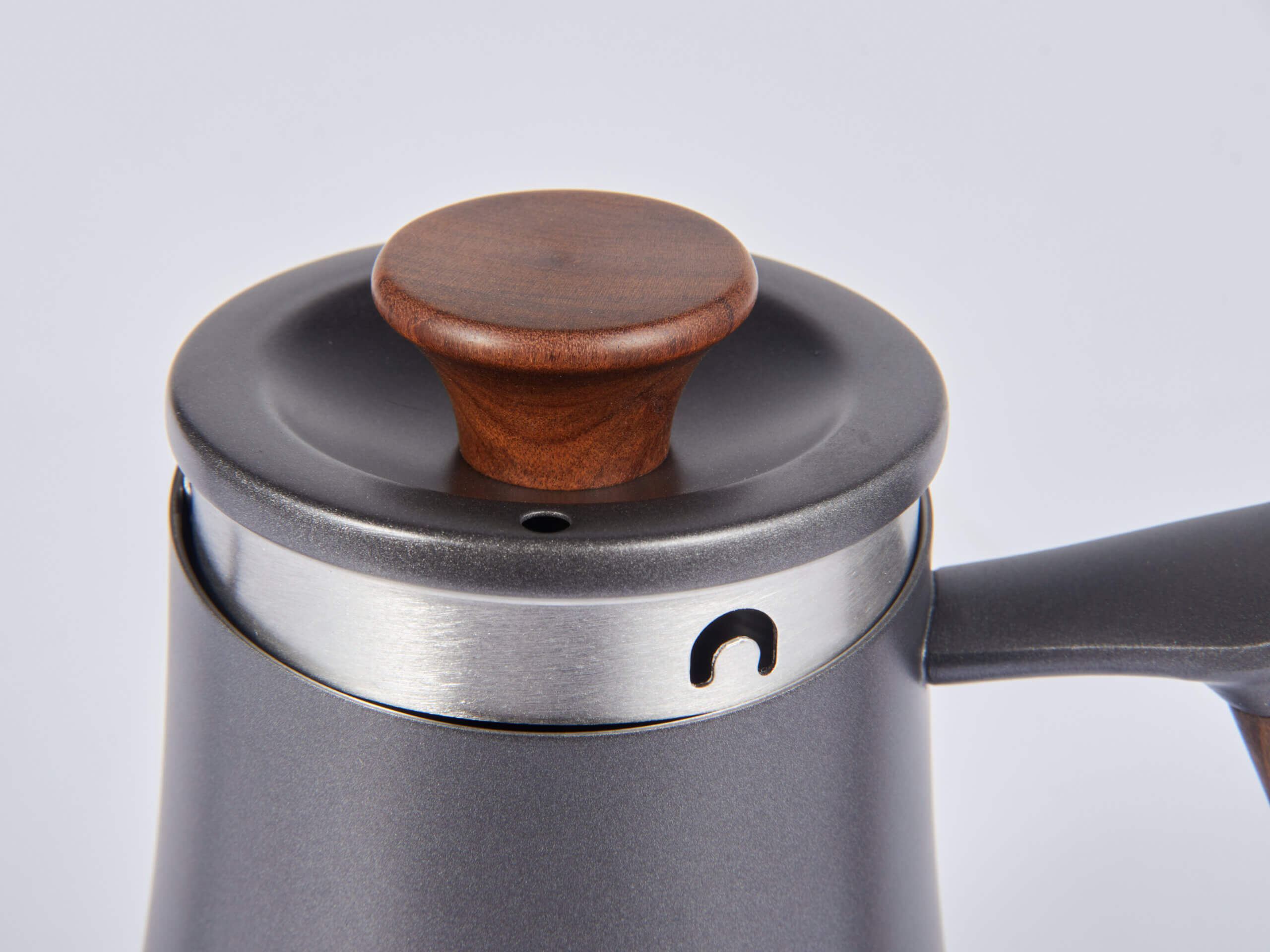 IMG_6110 Ấm Rót nước vòi Cổ Ngỗng Pour over 600ml – thép không gỉ 600ml – Tay Cầm Gỗ tự nhiên