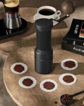 Cối xay cà phê cầm tay Cocinare ESSENCE GO B38 Pro – 80 Cấp Độ Xay | Lưỡi Xay Vertex10 Cut | Dung Tích 30g |Túi Đựng máy 4 Cối xay cà phê cầm tay Cocinare ESSENCE GO B38 Pro – 80 Cấp Độ Xay | Lưỡi Xay Vertex10 Cut | Dung Tích 30g |Túi Đựng máy